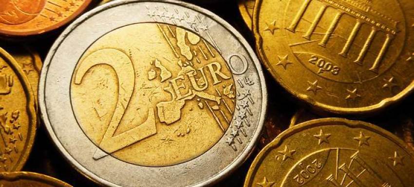 Προσοχή! Κυκλοφορούν «νέα» πλαστά 2ευρα- Δείτε πώς είναι (φωτο)