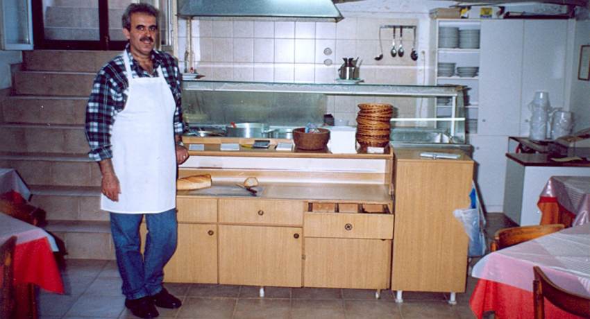 Γράφει ο Β. Μητράκος: Η χειμωνιάτικη κουζίνα του ΛΑΜΠΡΟΥ