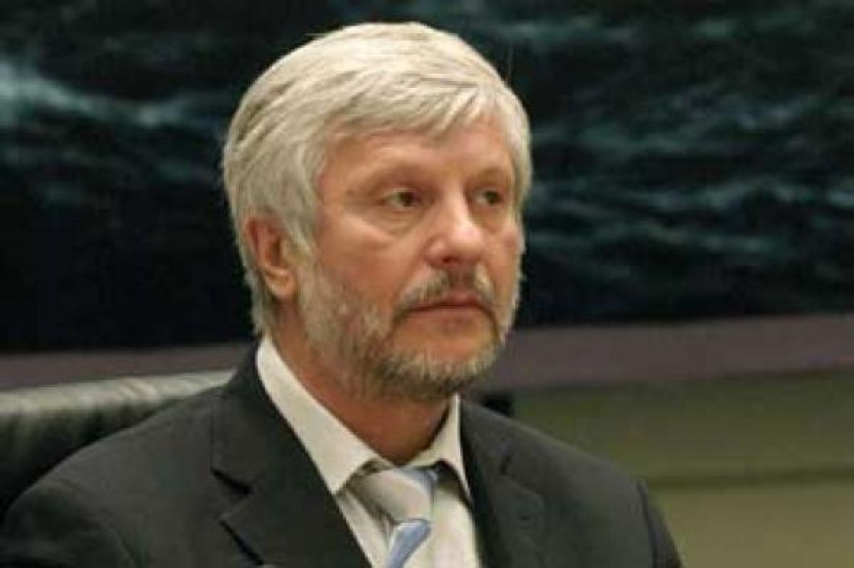 Πέτρος Τατούλης:  Υπενθυμίζουμε τα λόγια του Κολοκοτρώνη : «Φωτιά και τσεκούρι στους προσκυνημένους»