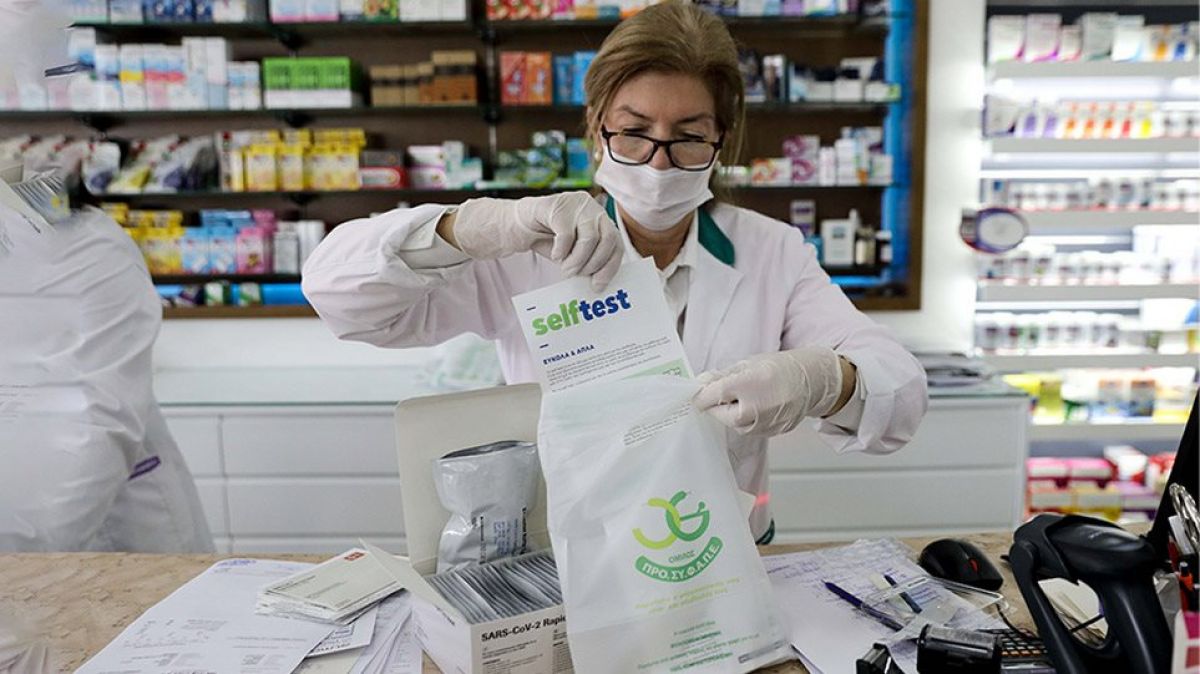 Self test: Ποιοι εργαζόμενοι πρέπει να κάνουν από σήμερα