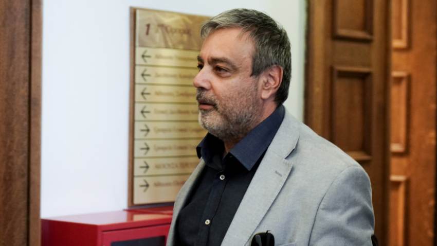 Βερναρδάκης για Κεραμέως: Ζητώ συγγνώμη – Η σύγκριση με τη Μήδεια θα ήταν πιο αποδεκτή