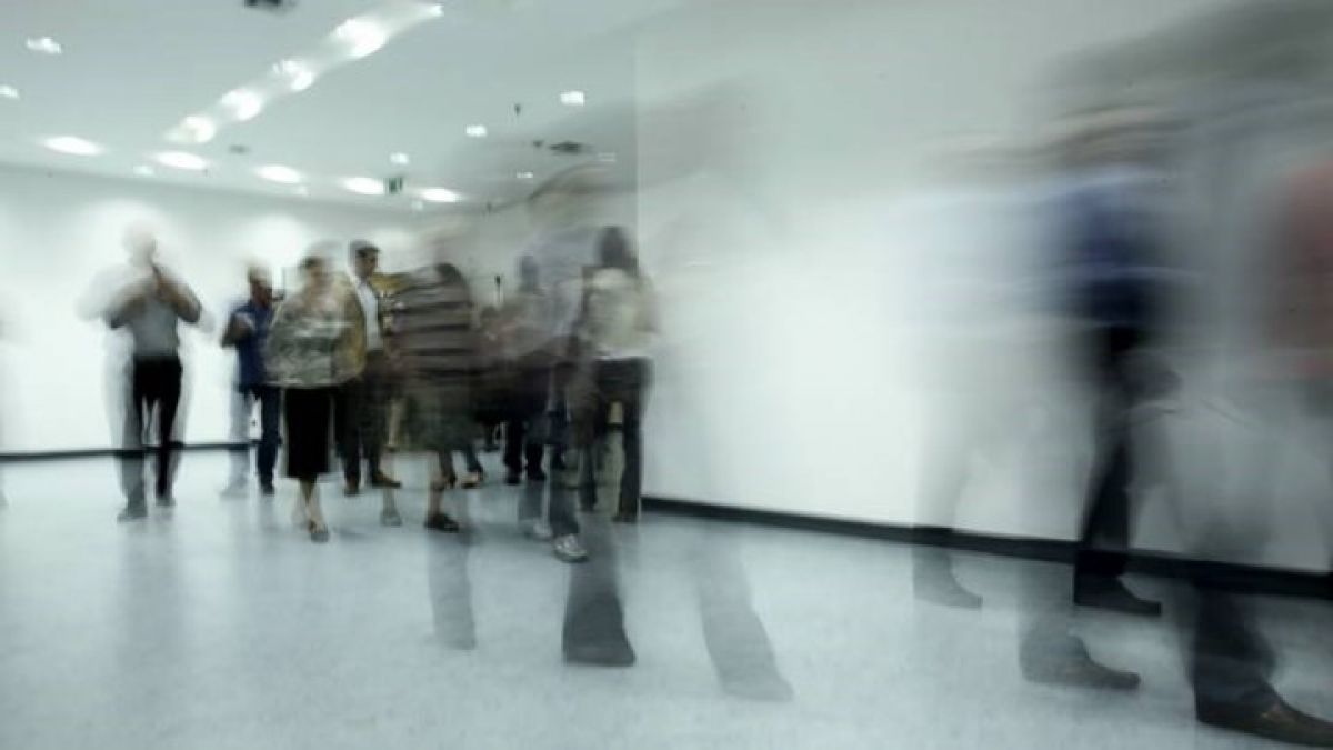 Παρατείνεται το πρόγραμμα κοινωφελούς εργασίας: Ποιους αφορά - Όλα όσα προβλέπει η ΚΥΑ