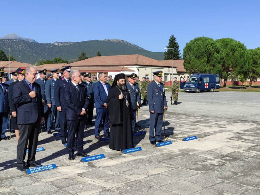 Ο περιφερειάρχης Πελοποννήσου Π. Νίκας στις εκδηλώσεις στην 124 ΠΒΕ για τον προστάτη της Π.Α. αρχάγγελο Μιχαήλ