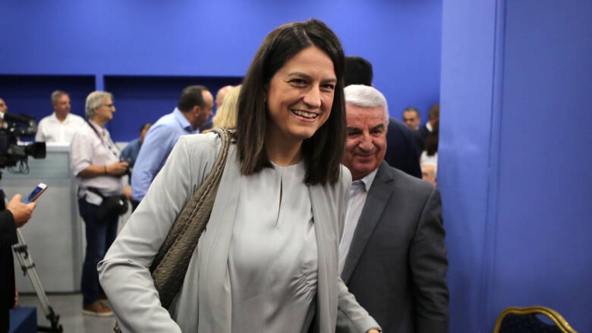 Ανακοινώσεις της Υπουργού Παιδείας και Θρησκευμάτων  Κυρίες και κύριοι καλησπέρα σας