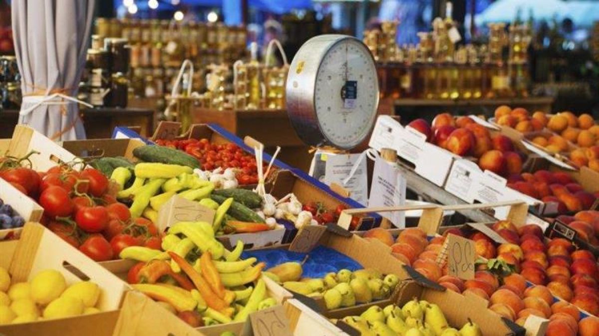 Παραγωγοί λαϊκών αγορών: Εκτός αφορολογήτου κατά κύριο επάγγελμα αγρότες