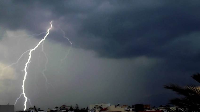 Επέλαση κακοκαιρίας BOGDAN -Κλειστά σχολεία &amp; 112 (περιοχές)