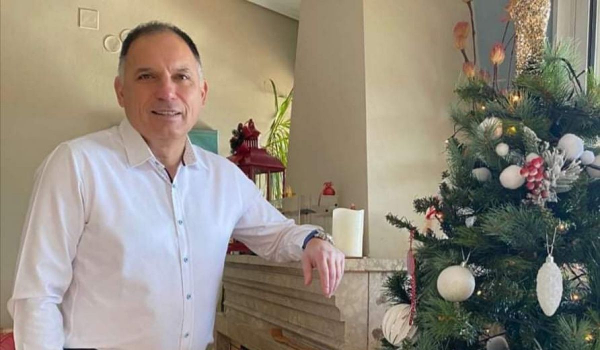 Φίλες και Φίλοι Χρόνια σας πολλά!