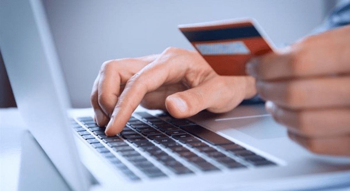 «Εκρηξη» στις τραπεζικές απάτες μέσω ίντερνετ: Τα 11 SOS