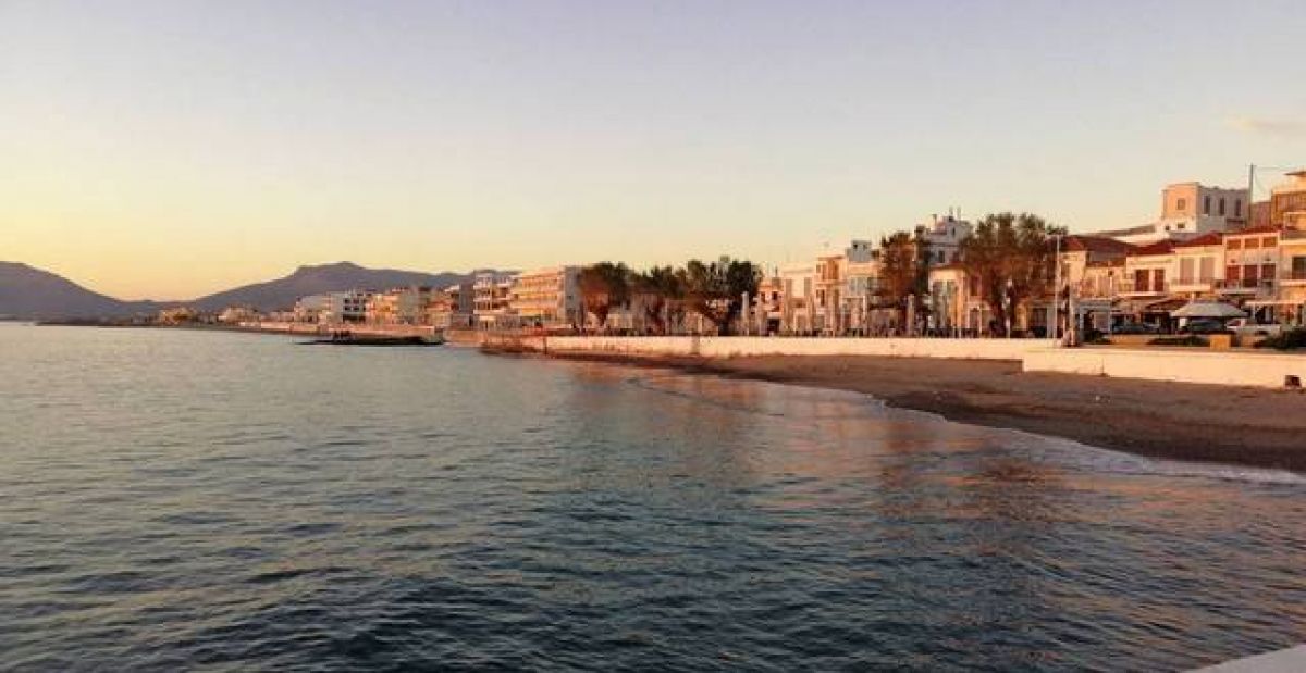 Η παραλία της Νεάπολης εκπέμπει SOS