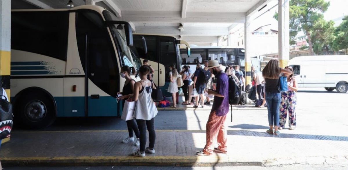 Μετακίνηση εκτός νομού: Τι αλλάζει για τους ανεμβολίαστους (πίνακας)