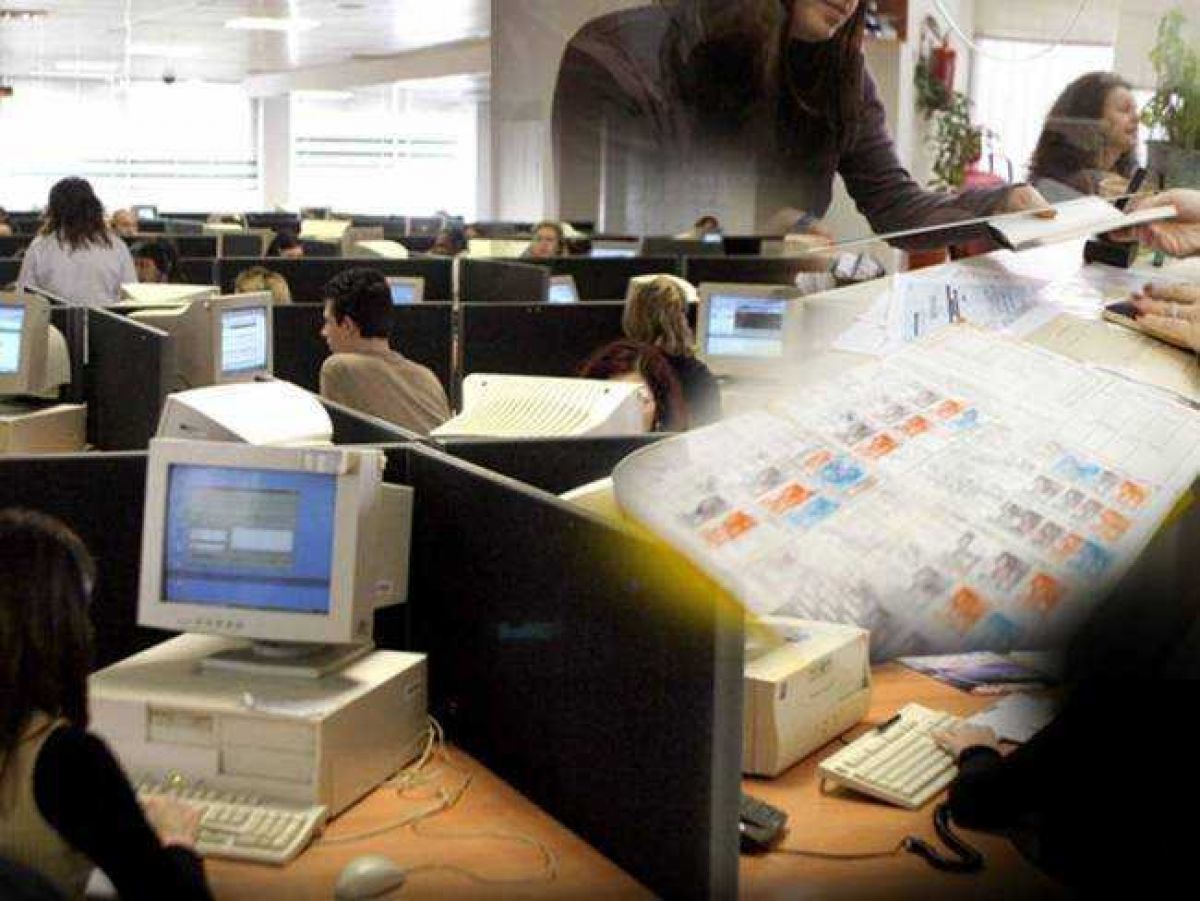Συντάξεις δημοσίων υπαλλήλων: Τα «κλειδιά» σε όρια ηλικίας &amp; αναγνώριση πλασματικών (πίνακες)