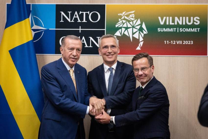 Ερντογάν: Έδωσε «πράσινο φως» για την ένταξη της Σουηδίας στο ΝΑΤΟ