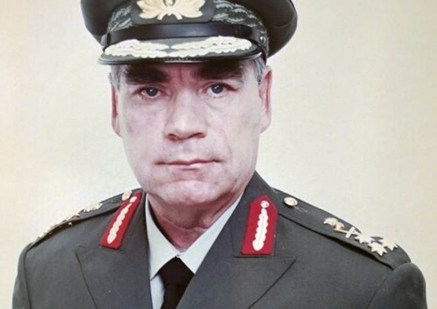 Για το «μεγάλο ταξίδι» έφυγε ο Μανιάτης Αντιστράτηγος Δ. Κατσαφούρος