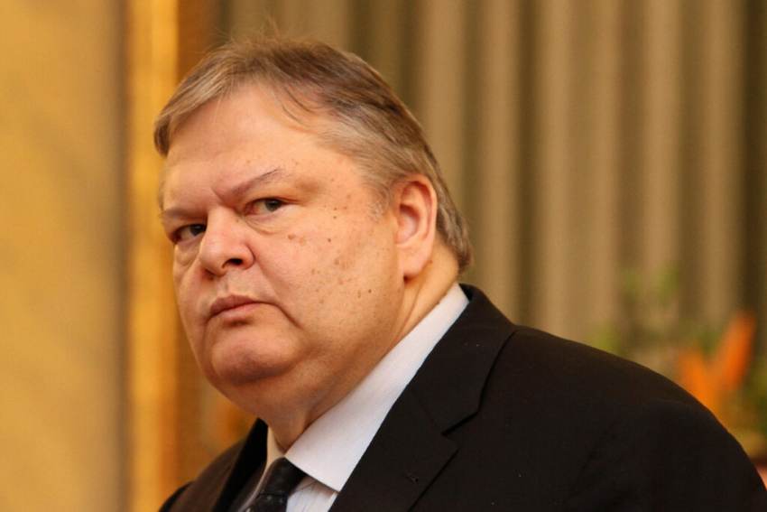 Βενιζέλος: Η τροπολογία για το κόμμα Κασιδιάρη δεν είναι αντισυνταγματική