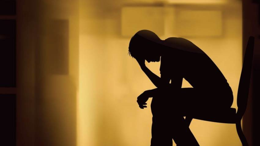 Κατάθλιψη – Συμπτώματα: Η βιταμίνη που έχει τη δύναμη να βελτιώσει τη διάθεση