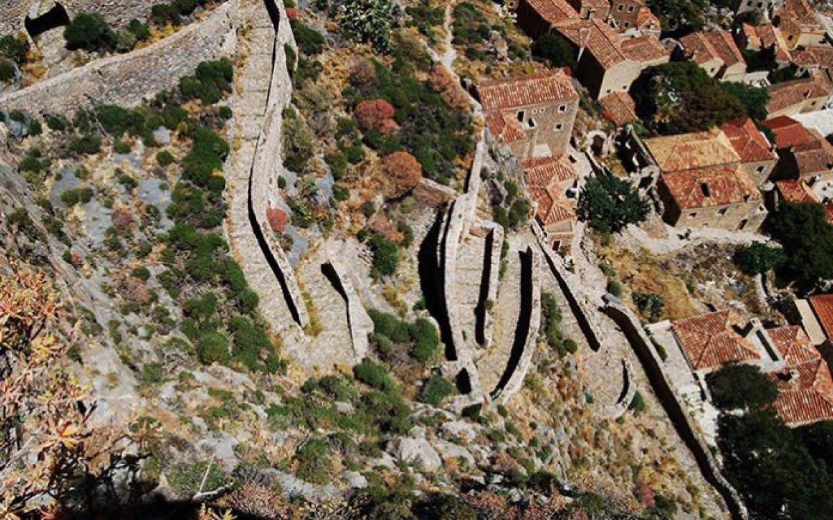 Υπογραφή προγραμματικής σύμβασης για την στερέωση των βραχωδών πρανών στο Κάστρο της Μονεμβασίας.