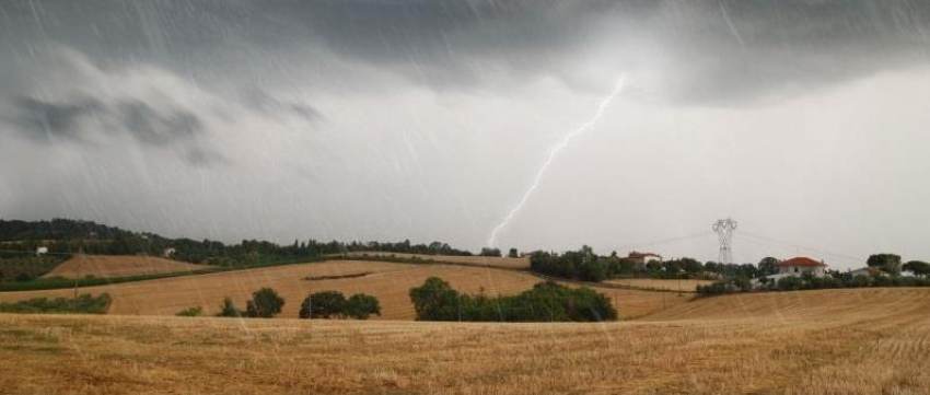 Ραγδαίες εξελίξεις με τα σιτάρια - Μοχλός η κακοκαιρία