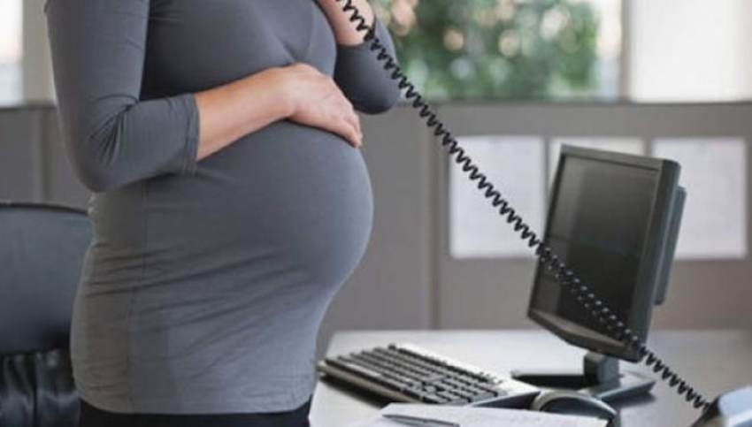 Επίδομα μητρότητας: Ποιες μητέρες θα πάρουν το ποσό των 700 ευρώ