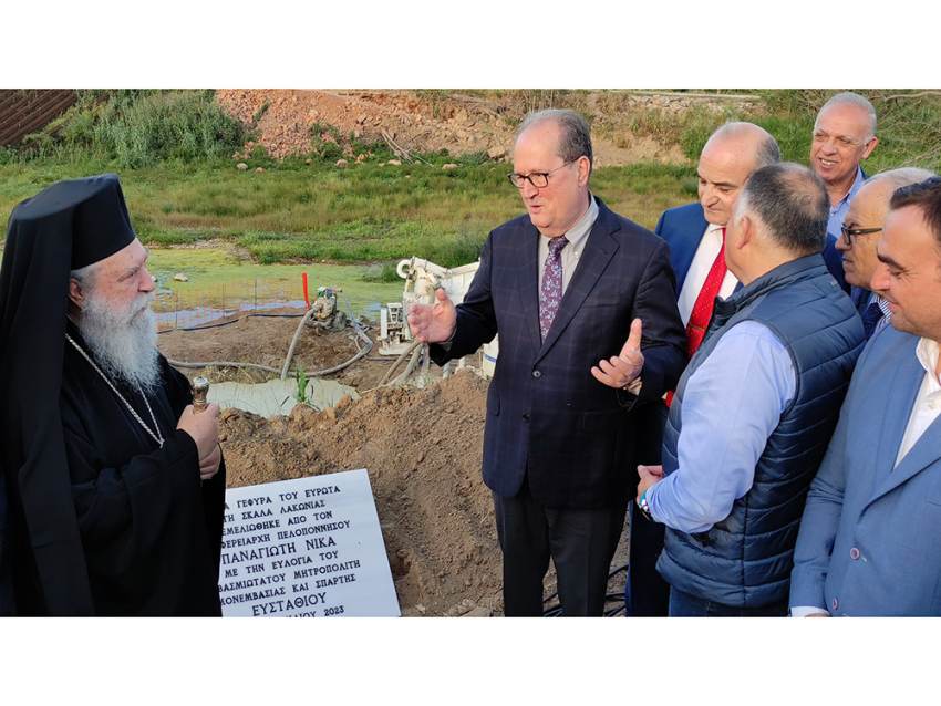 Θεμελιώθηκε η νέα γέφυρα του Ευρώτα στη Σκάλα από τον περιφερειάρχη Πελοποννήσου Π. Νίκα