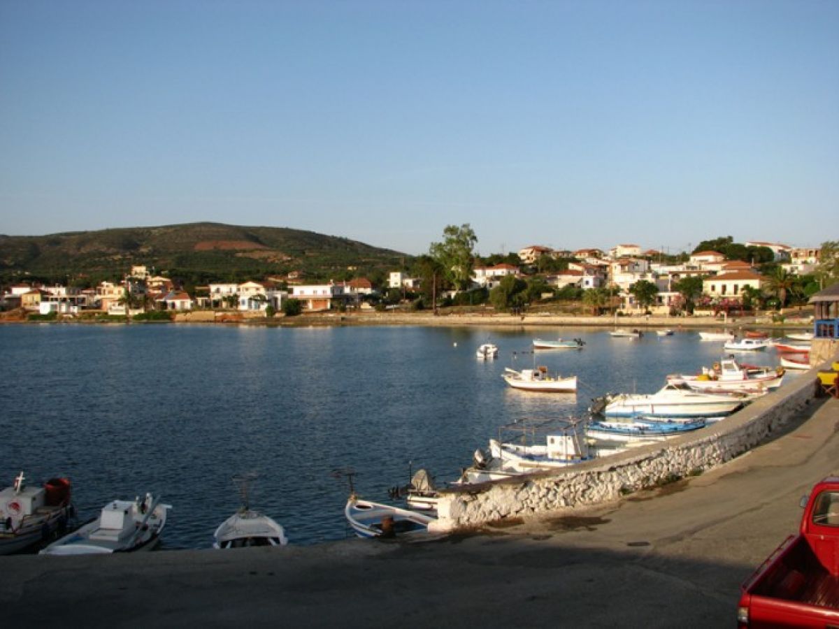 Πρόταση βελτίωσης και επέκτασης του Αλιευτικού καταφυγίου Ελαίας