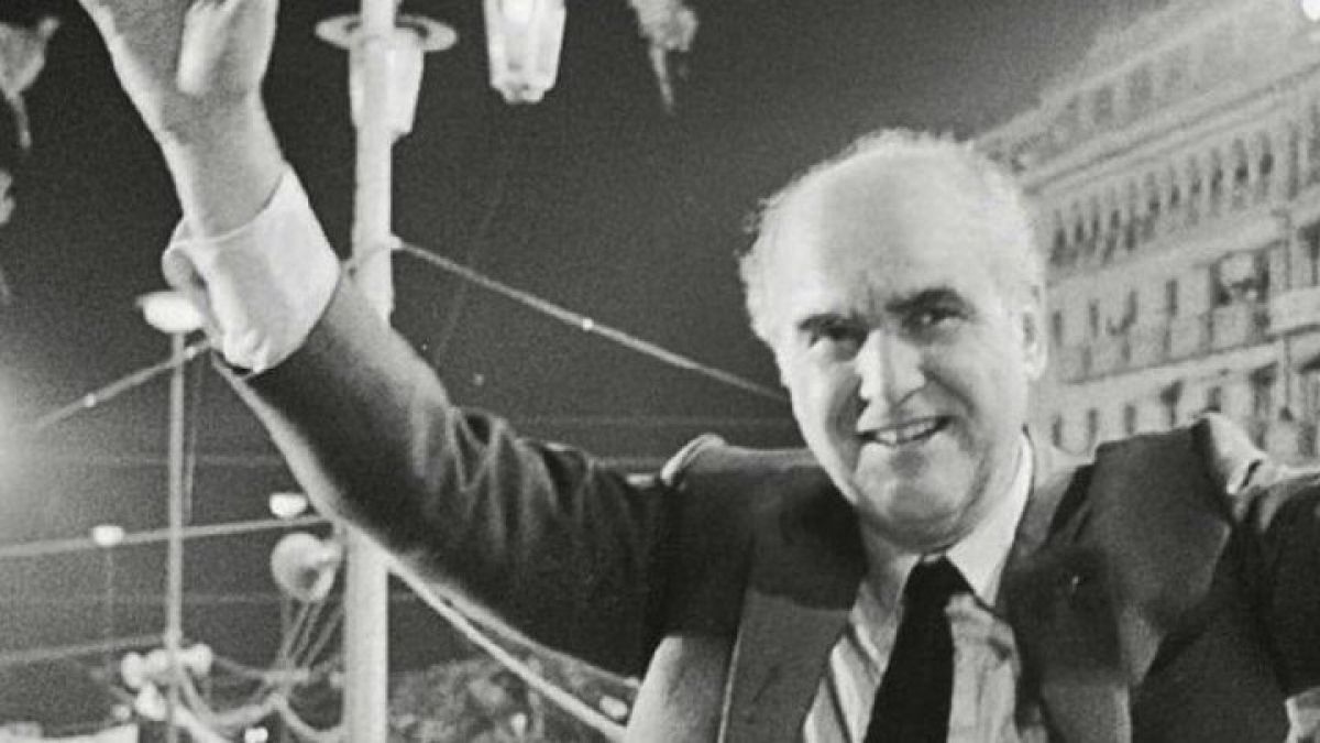 18 Οκτωβρίου 1981: Το ΠΑΣΟΚ του Ανδρέα Παπανδρέου με 48% στην εξουσία