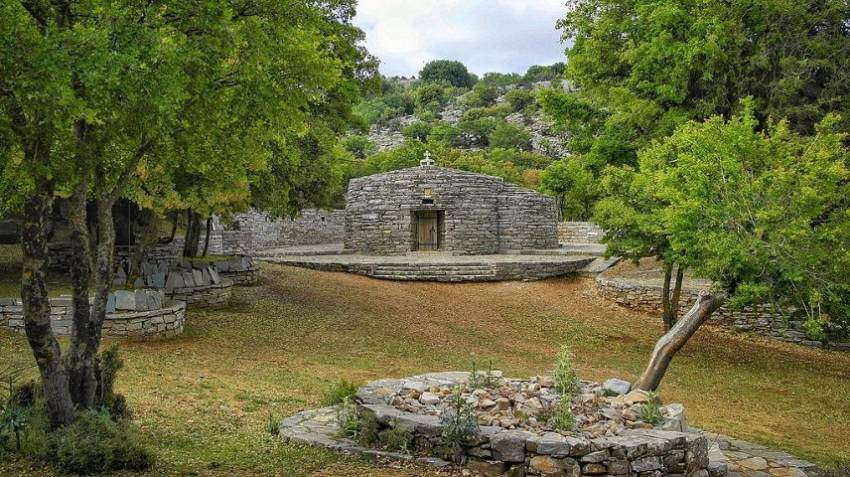 Υακίνθεια 2023: Οι «Ιππείς» του Αριστοφάνη στο Σπαντίδου Αμφιθέατρο!