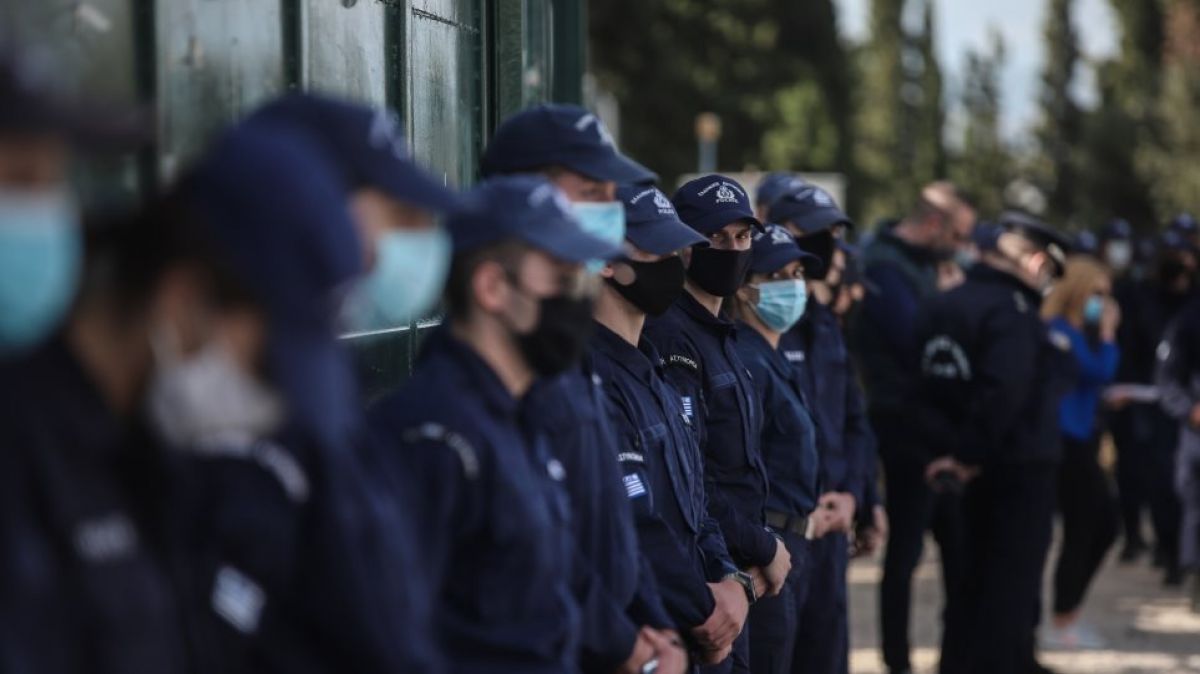 Όλα τα αδιάθετα εμβόλια έχουν πάει σε 7.311 μάχιμους αστυνομικούς