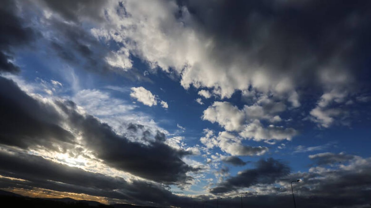 Καιρός: Βελτιωμένος σήμερα σε ολόκληρη τη χώρα – Μικρή άνοδος της θερμοκρασίας