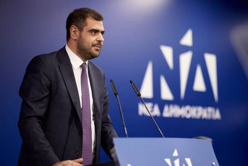 Θέλω να συγχαρώ και να ευχαριστήσω έναν άνθρωπο που υπήρξε προσωπική μου επιλογή, τον Παύλο Μαρινάκη.