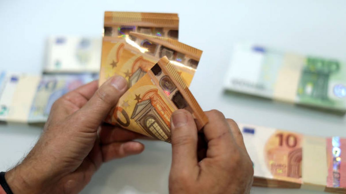 Πότε θα δοθούν οι έξτρα παροχές που ανακοίνωσε ο πρωθυπουργός