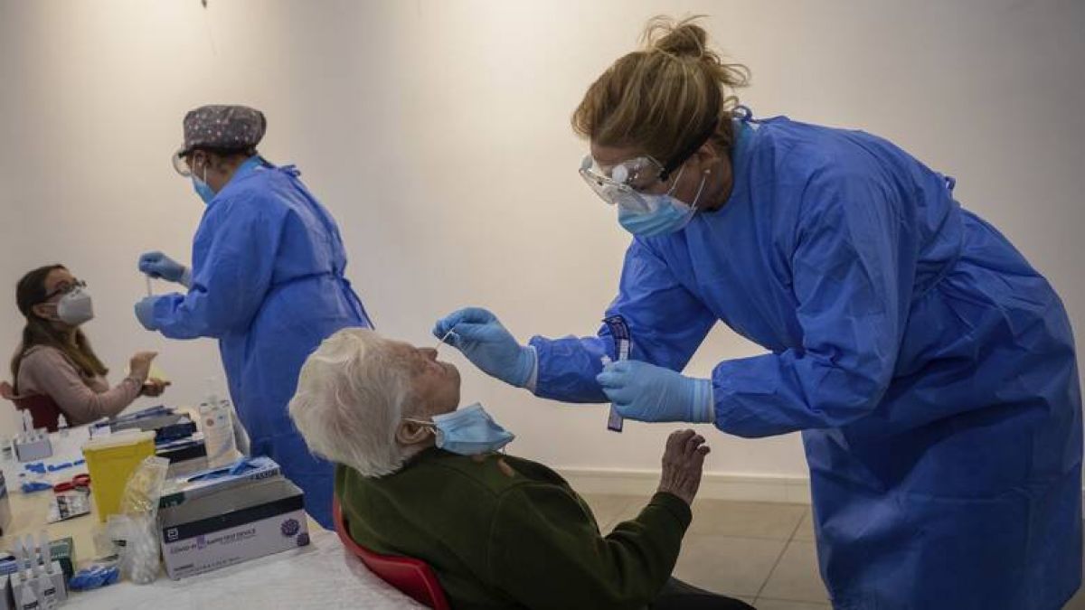 Δωρεάν rapid test θα πραγματοποιούνται ΜΟΝΟ σε εμβολιασμένους