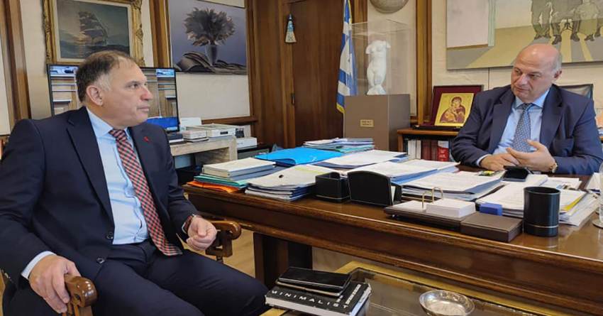 Συνάντηση Νεοκλή Κρητικού με Υπουργό Δικαιοσύνης με Θέμα την Προσέλκυση εργατών γης από τρίτες χώρες
