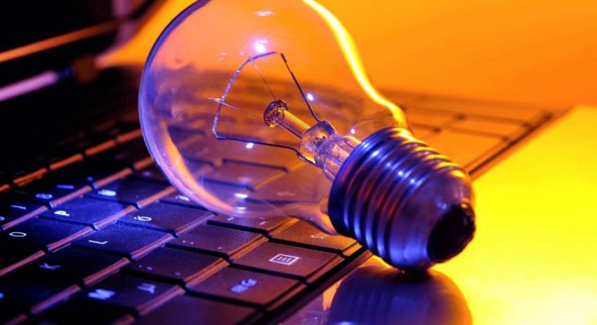 Ηλεκτρικό ρεύμα: Οι προμηθευτές κοροϊδεύουν τους καταναλωτές - Τι καταγγέλει η ΡΑΕ