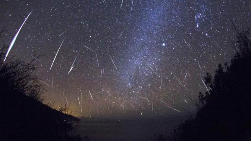 Πέμπτη και Παρασκευή κορυφώνεται η «βροχή» από πεφταστέρια