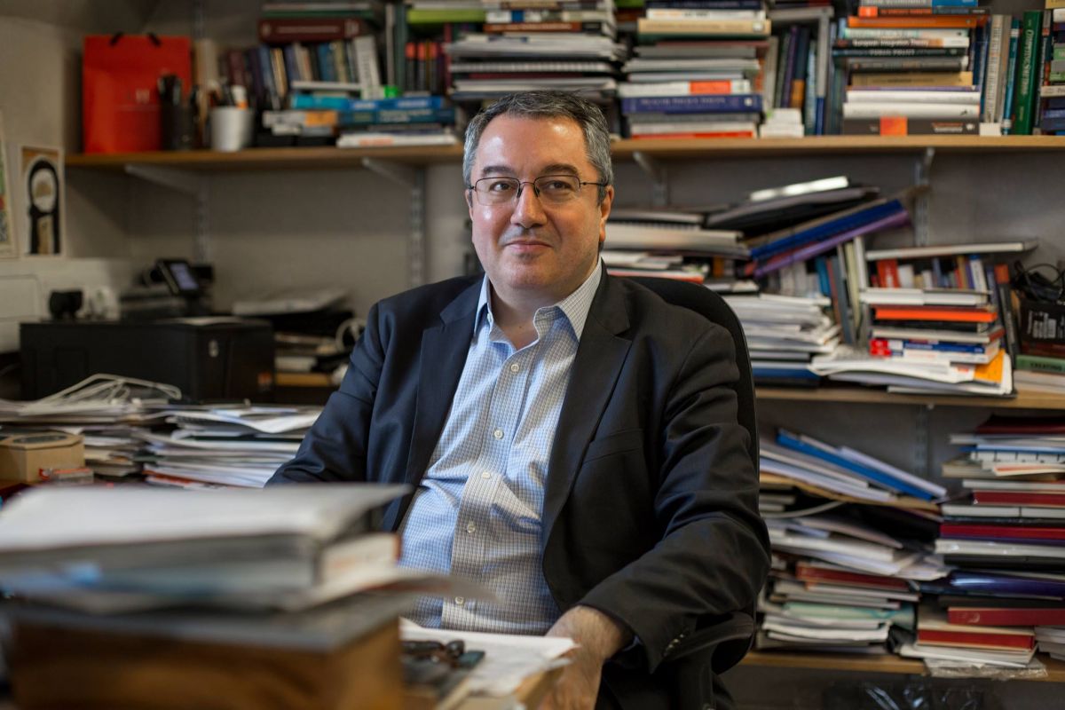 Ηλίας Μόσιαλος: Να θεσπιστεί πρόγραμμα «Φώφη Γεννηματά» για πρόληψη, διάγνωση και αντιμετώπιση του καρκίνου