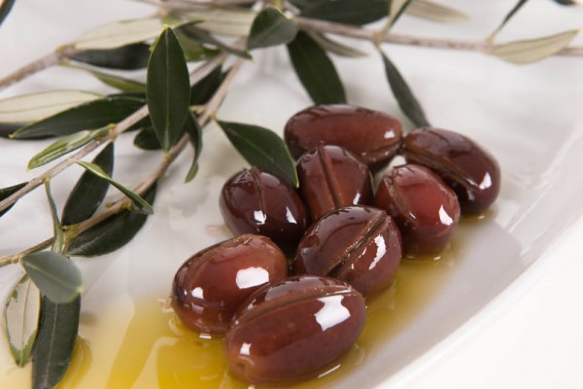 Λακωνία και Μεσσηνία μαζί για την κατάργηση της ρύθμισης «Αποστόλου» και επέκταση του ΠΟΠ «Ελιά Καλαμάτας»