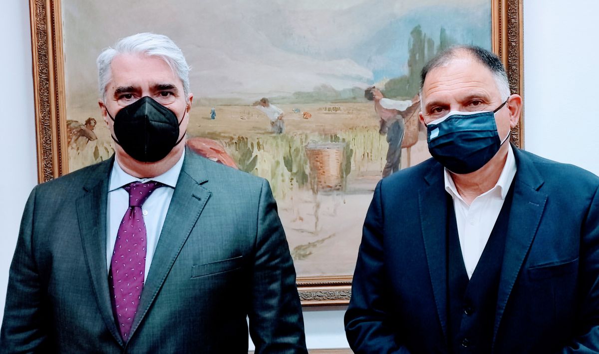 Νεοκλής Κρητικός σε Σίμο Κεδίκογλου:  Προτάσεις για τους επαγγελματίες αλιείς