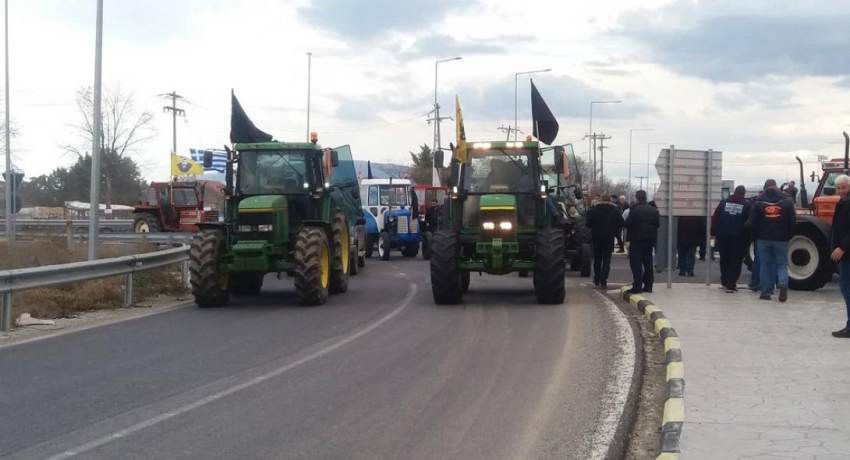 Αγρότες: Προειδοποιούν για κλιμάκωση κινητοποιήσεων