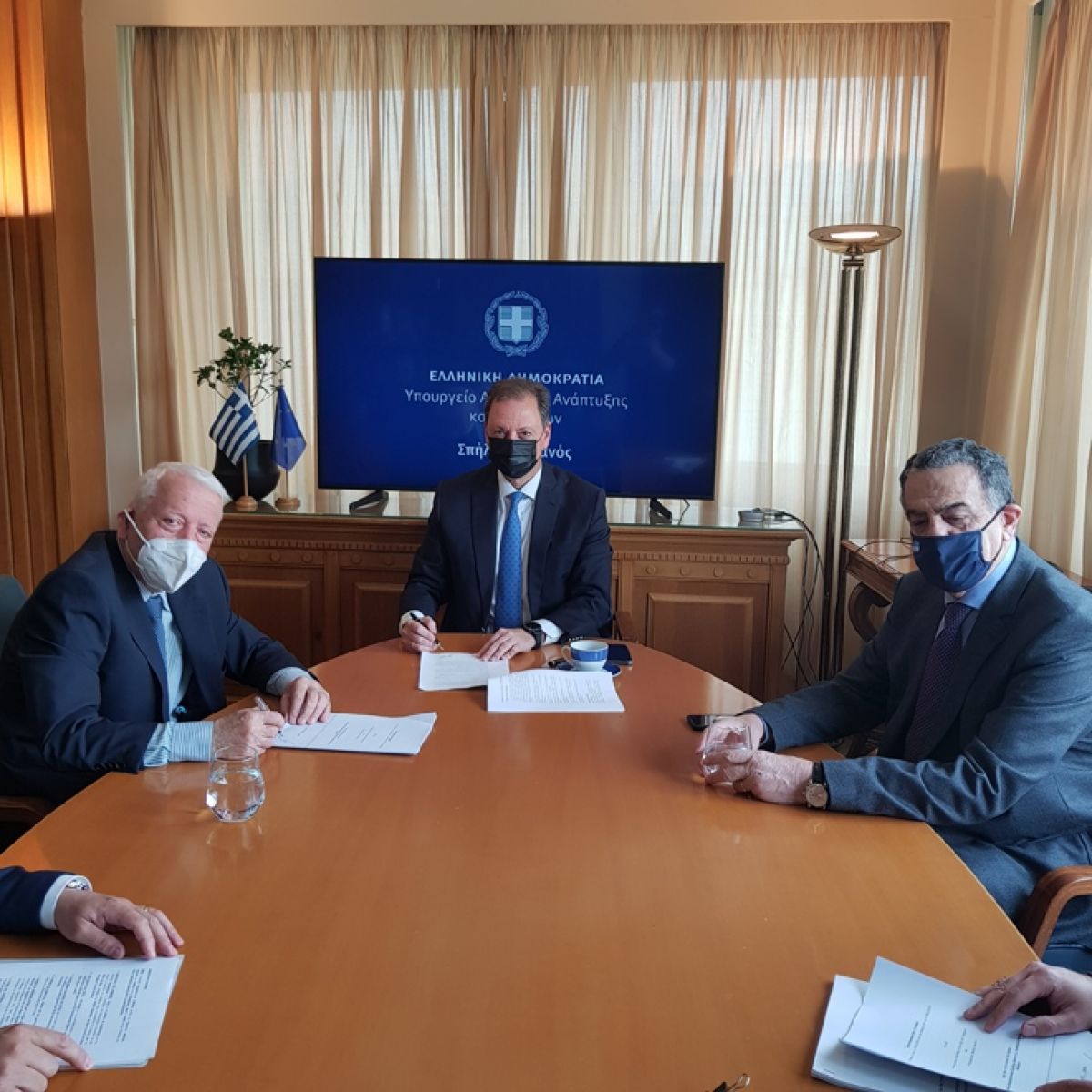 ΥΠΑΑΤ: Η υπογραφή των Σχεδίων Βόσκησης συμβάλλουν στον εκσυγχρονισμό της κτηνοτροφίας 