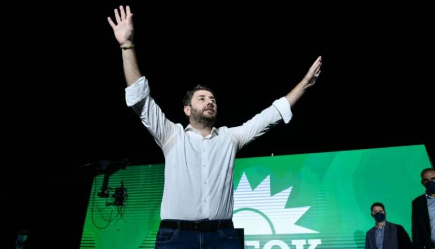 ΠΑΣΟΚ: Ανανέωση, ηχηρές αποστρατείες και η έκπληξη με την Αθήνα
