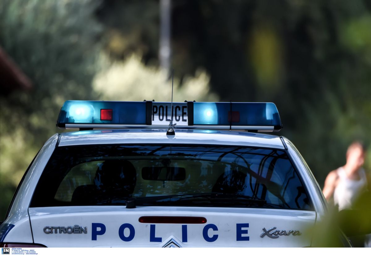 Κορωπί: Ληστεία στα ΕΛΤΑ με ομηρία