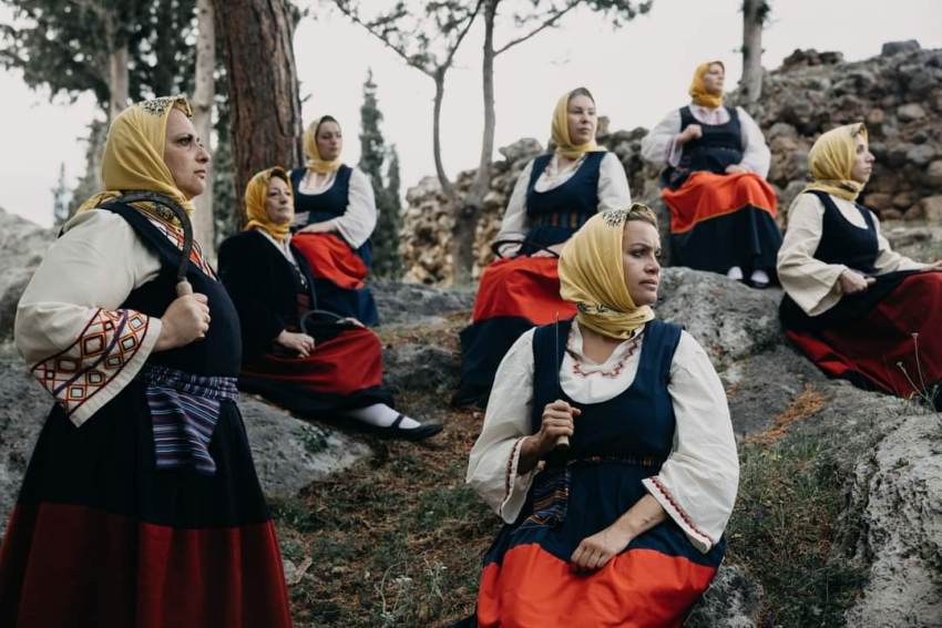 Ένωση Απανταχού Μανιατών «Η Μάνη »: Επετειακές Εκδηλώσεις για την Αναβίωση της Άλωσης του Κάστρου Των Σαλώνων
