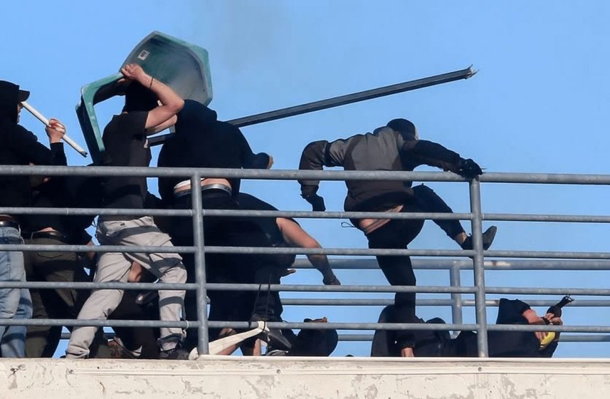 Μέτρα για την οπαδική βία: Οι ανακοινώσεις της κυβέρνησης για τις νομοθετικές πρωτοβουλίες