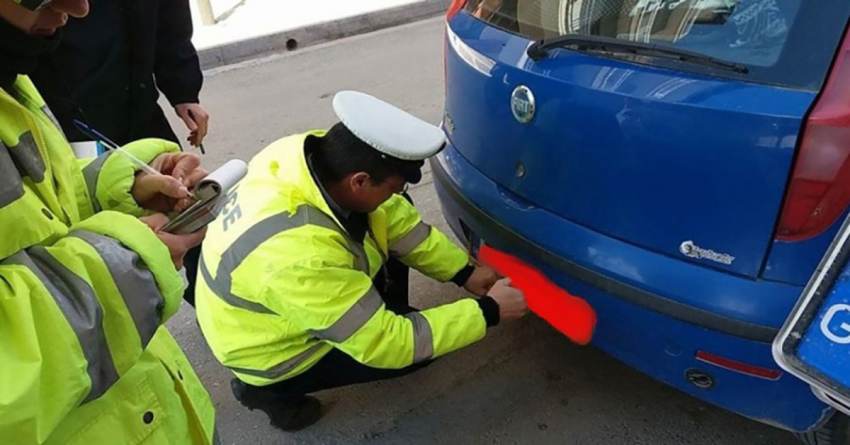 Σε ποιους επιστρέφονται οι πινακίδες κυκλοφορίας;