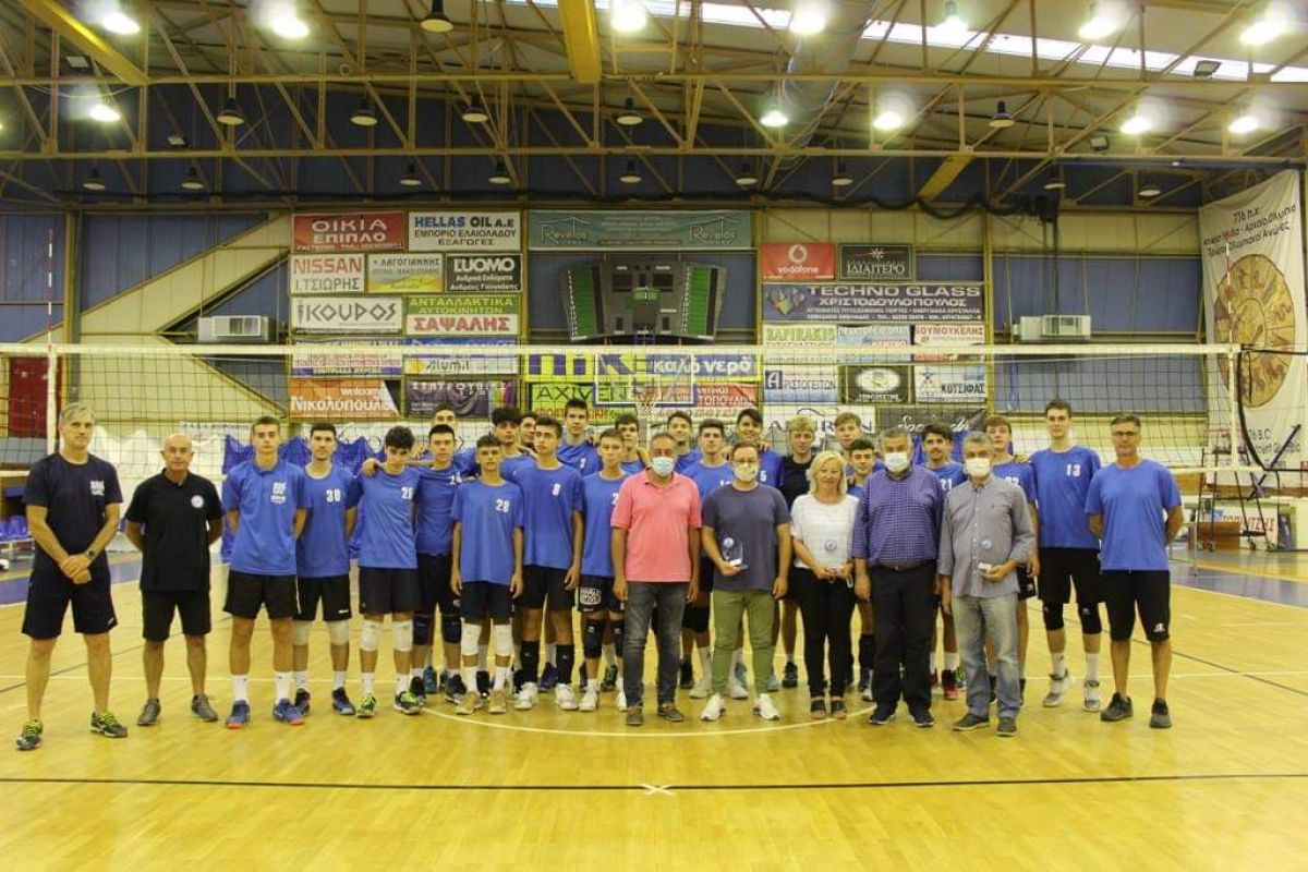 Στη προετοιμασία της προεθνικής ομάδας βόλεϊ ο ομοσπονδιακός προπονητής του Σ.Γ. Σ Γιάννης Ρηγάκος