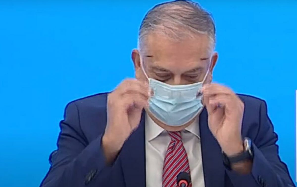 Θεοδωρικάκος: Ποιοι έκαναν πάρτι με την καρατόμησή του (ονόματα)