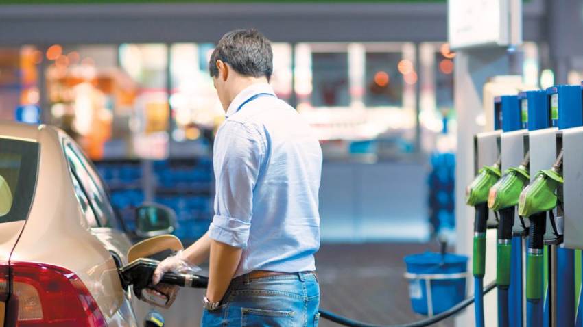 Καύσιμα: Νέες αυξήσεις από σήμερα - Πού φθάνει η τιμή της αμόλυβδης