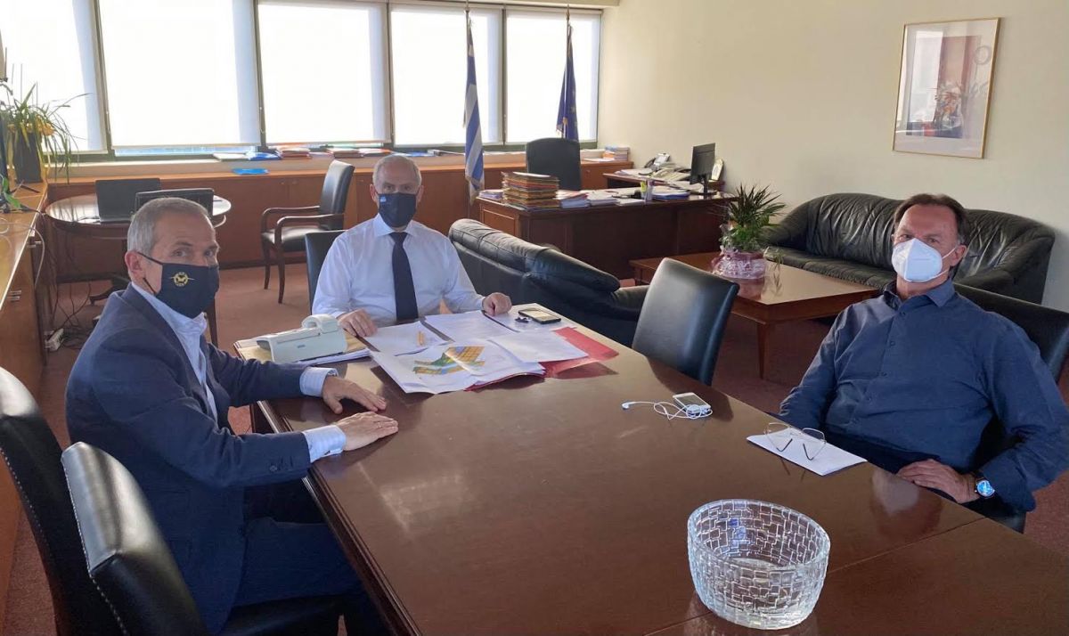 Συναντήσεις Δαβάκη – Τριχείλη στο Υπουργείο Περιβάλλοντος για τα αιολικά πάρκα