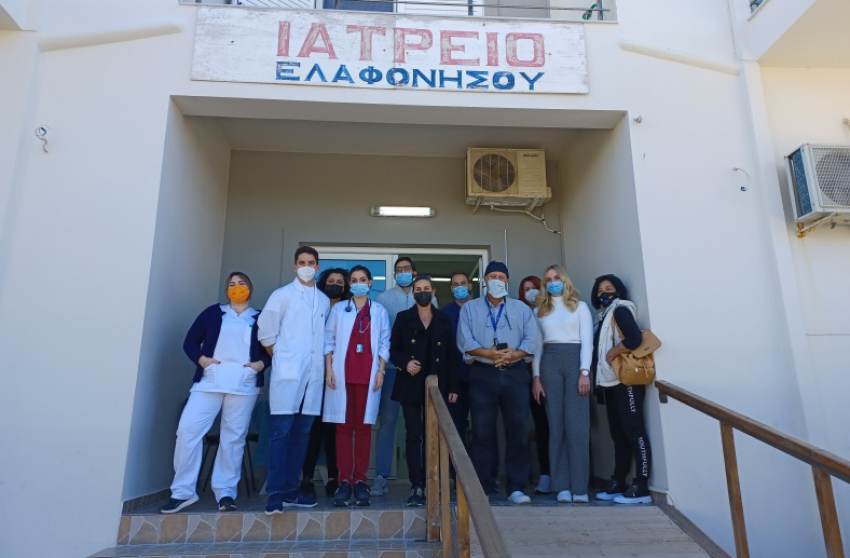 Χορηγία φορητού ηλεκτρικού εξοπλισμού παροχής οξυγόνου στο ΠΠΙ Ελαφονήσου από το Επιμελητήριο Λακωνίας