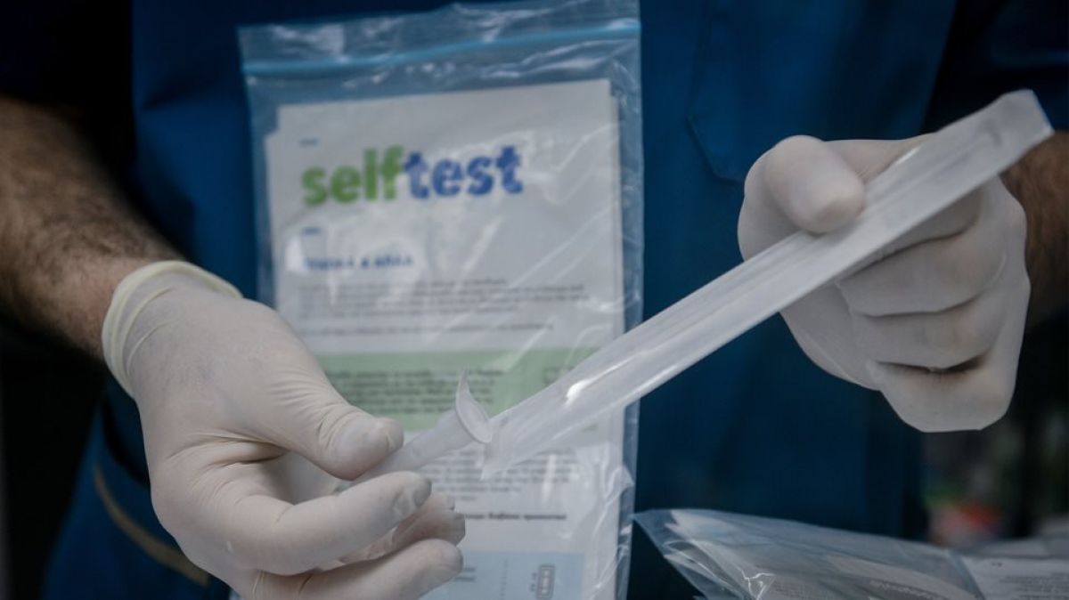 Τέλος τα self test στα φαρμακεία στις 19 Ιουνίου - Τι λένε από τον Πανελλήνιο Φαρμακευτικό Σύλλογο